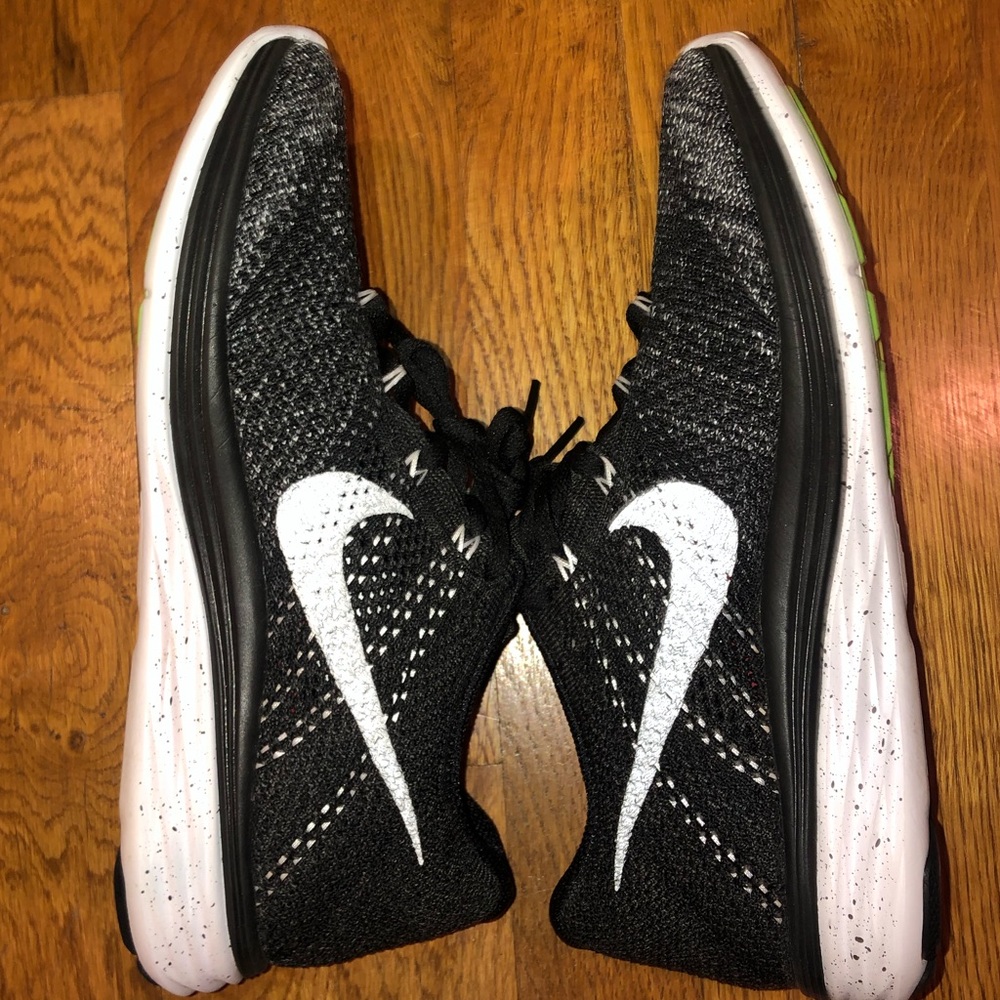 Like New Black Size 9 Nike’s